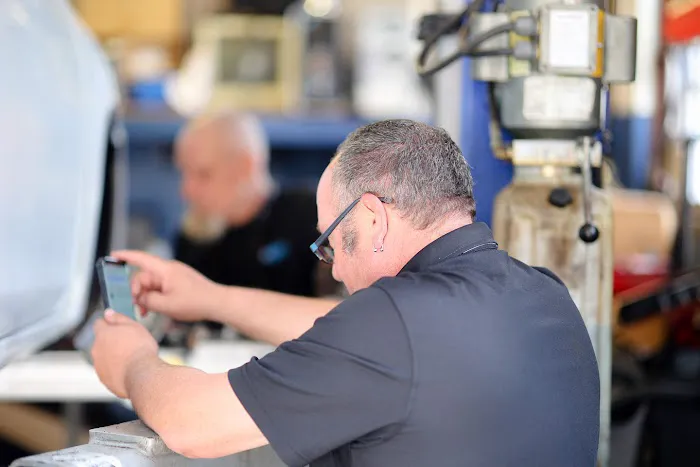 Ice Cold Air Discount Auto Repair Picture 10