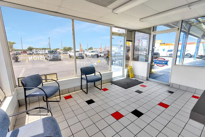 Ice Cold Air Discount Auto Repair Picture 6