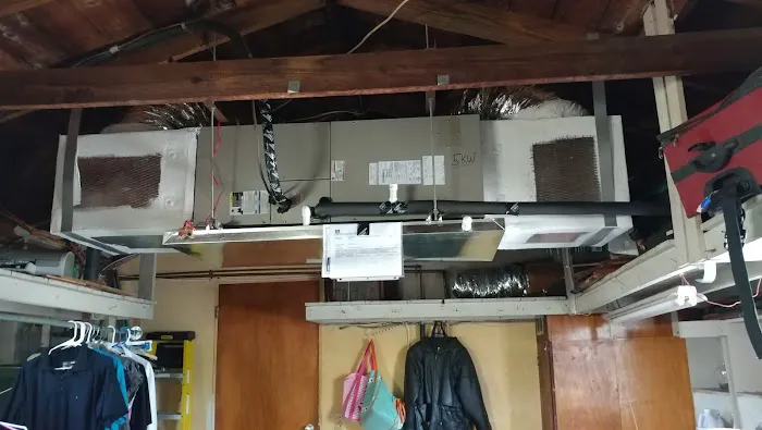 Custom Air Works HVAC Picture 2