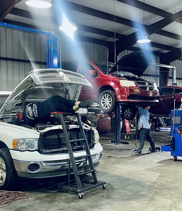 Pedro's Auto Repair Picture 4