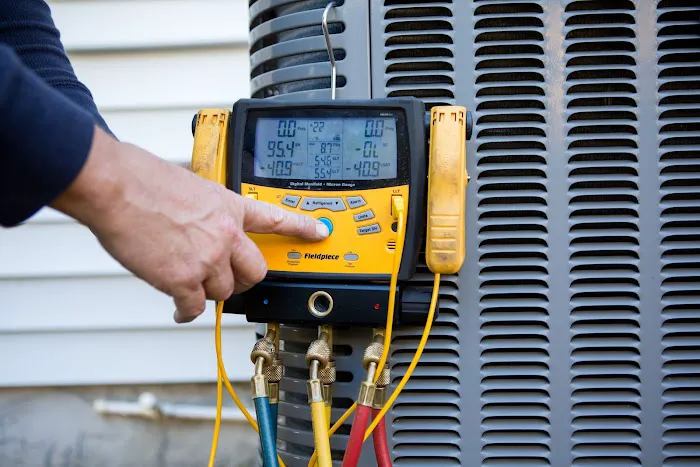 Charlie's Tropic Heating & Air Conditioning Picture 3