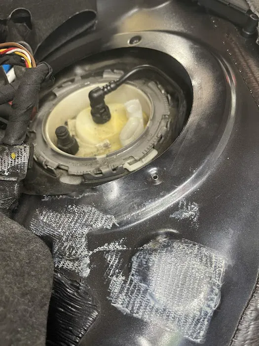 A2Z Auto Repair Picture 3