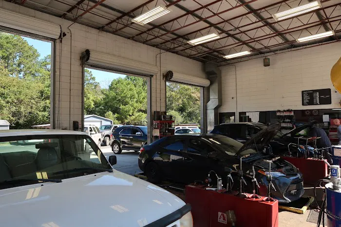 Lewis Express Care Picture 4