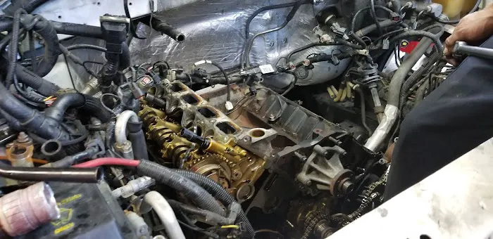 Sam's Auto Repair And Diagnostics Center Picture 3