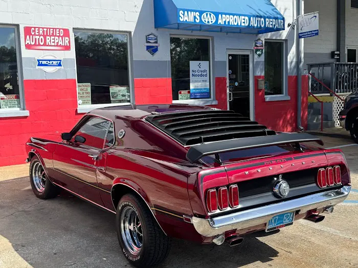 Sam's Auto Repair And Diagnostics Center Picture 10