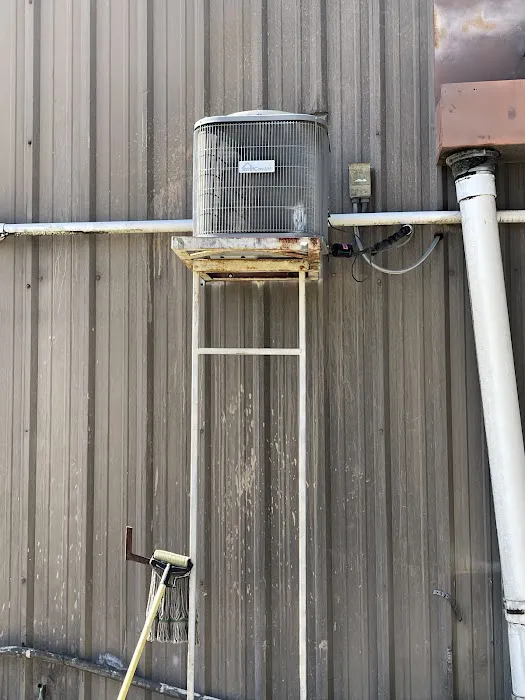 B4 Refrigeration/Heating & Air & Resturant Repair Service Picture 8