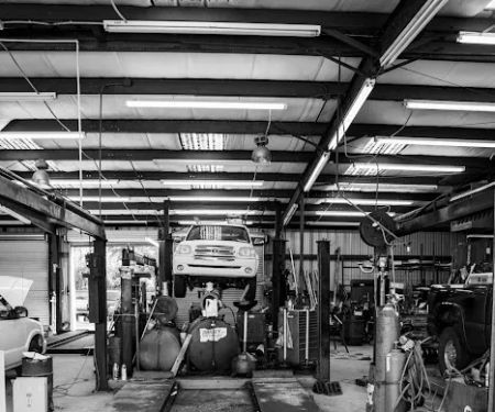 McKee's Auto Center & 24 Hour Towing