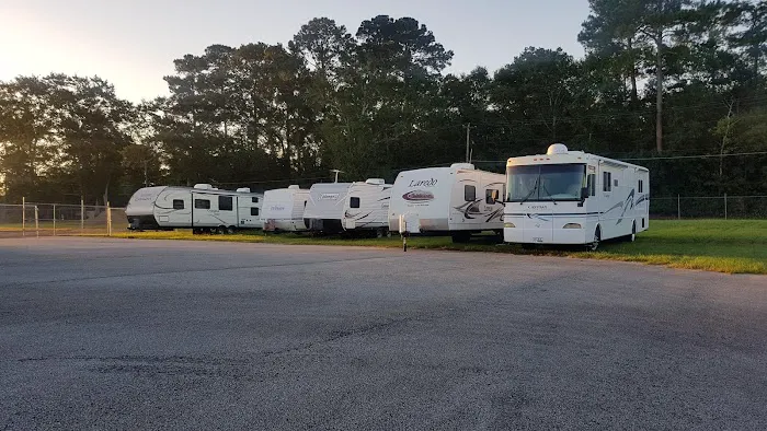 Highway RV Service and Parts Picture 9