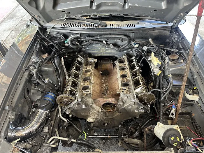 DISCOUNT AUTO REPAIR Picture 8