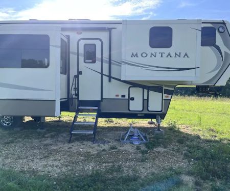 J&J MOBILE RV REPAIR LLC. (Mobile)