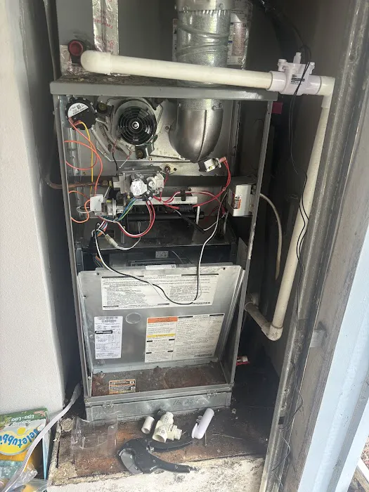 Clark Heating And Air Conditioning LLC Picture 4