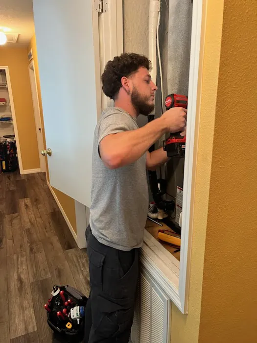 One Hour Air Conditioning & Heating Picture 8