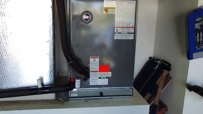 Castor's Air Conditioning Picture 1