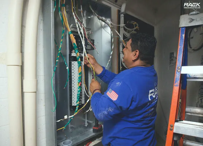 Rack Electric Picture 6