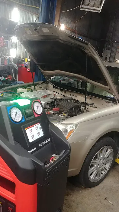 Noblitt Auto Center Picture 2