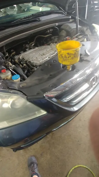 Noblitt Auto Center Picture 8