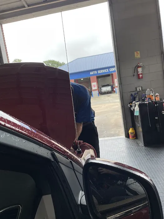 Express Oil Change & Tire Engineers Picture 6