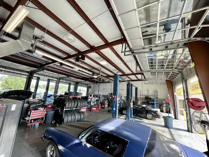 Mavis Tires & Brakes Picture 2