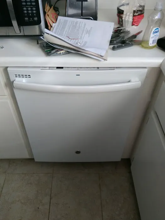 Elliott's Appliance Repair Picture 6