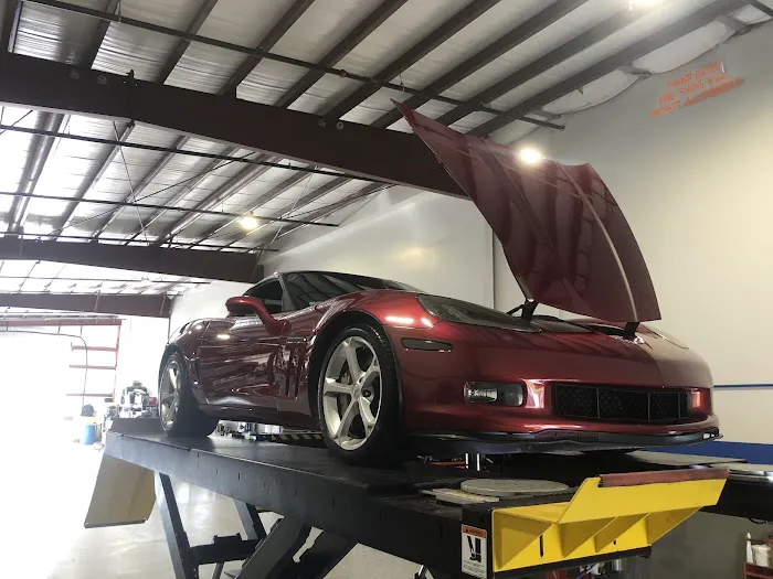 Hitchcock Automotive Repair Picture 3