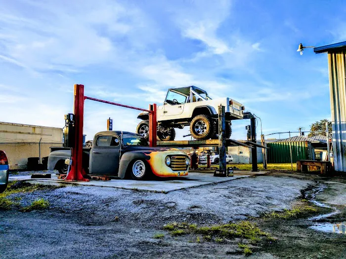 Fort Pierce Auto Air & Repair Picture 2