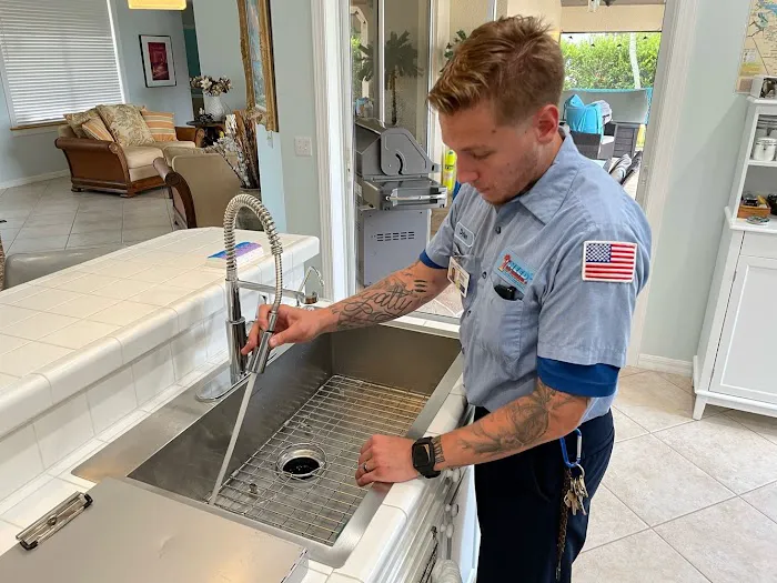 I Need The Plumber & Air Conditioning Picture 9