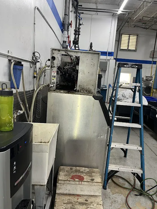 CR & APPLIANCE CORP Picture 9