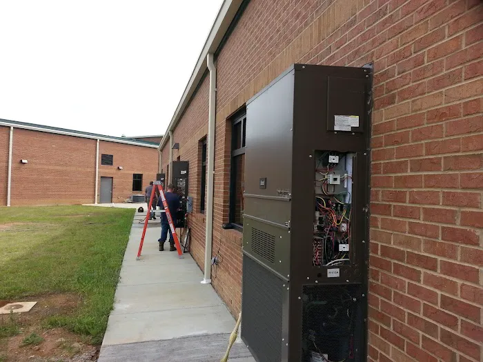 HOPKINS HEATING AND COOLING Picture 10