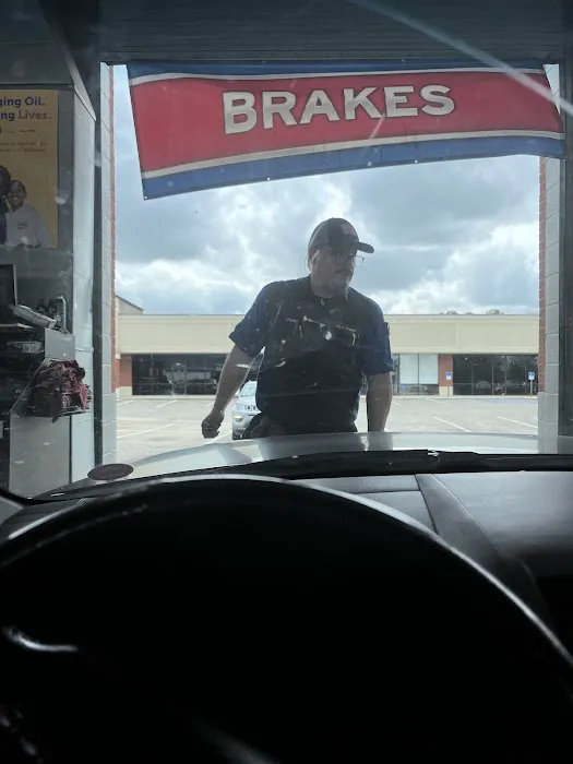 Express Oil Change & Tire Engineers Picture 2