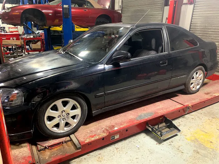 One Shot Automotive Picture 10