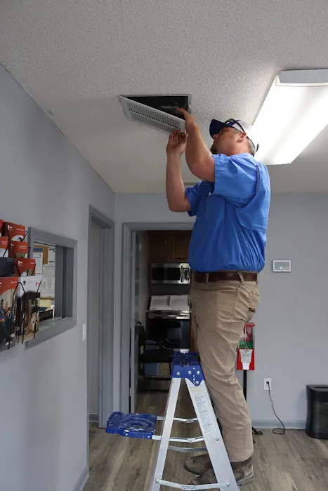 Deal's Heating & Air Picture 2