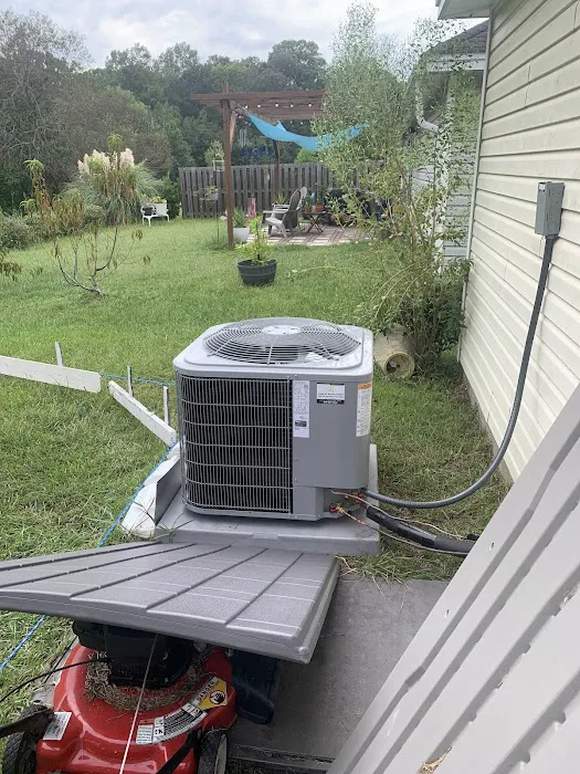 Thompson & Thompson Service Group Picture 8