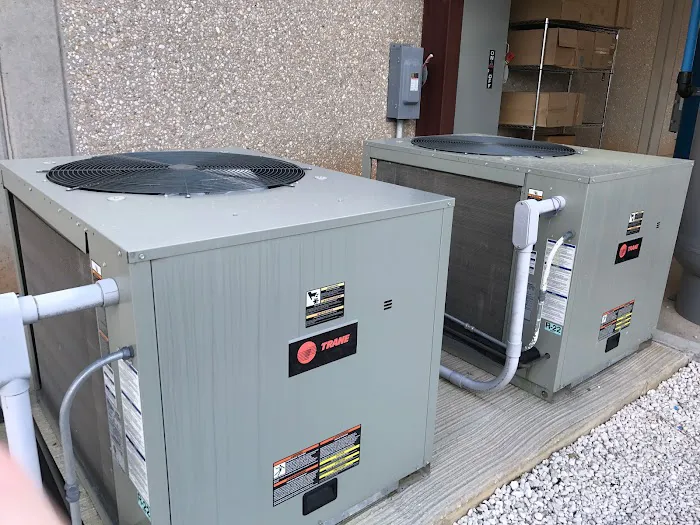 Roberson's Conditioned Air Picture 3