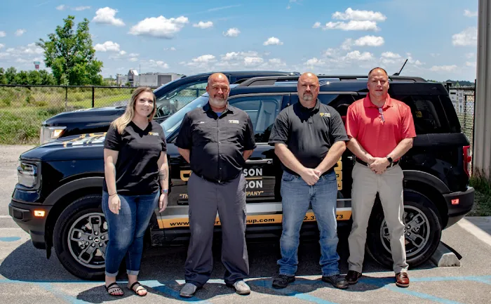 Thompson & Thompson Service Group Picture 8