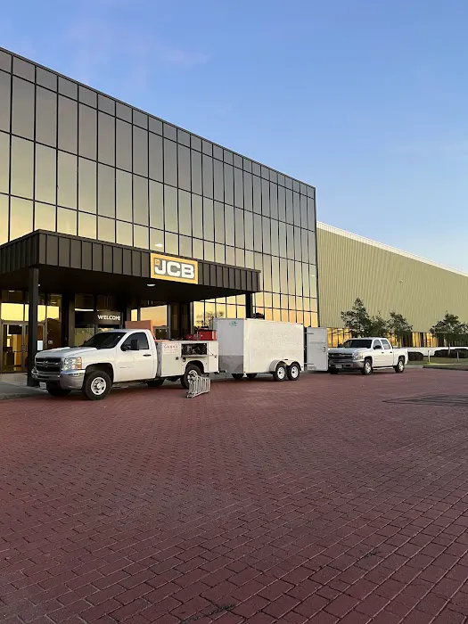 Gunn’s Service and Maintenance Picture 1