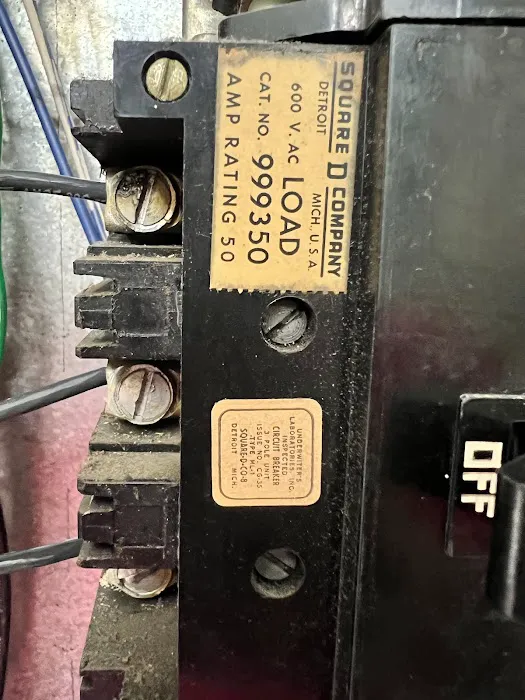 Gunn’s Service and Maintenance Picture 10