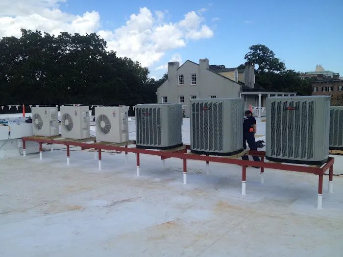 Savannah Air Factory Picture 4