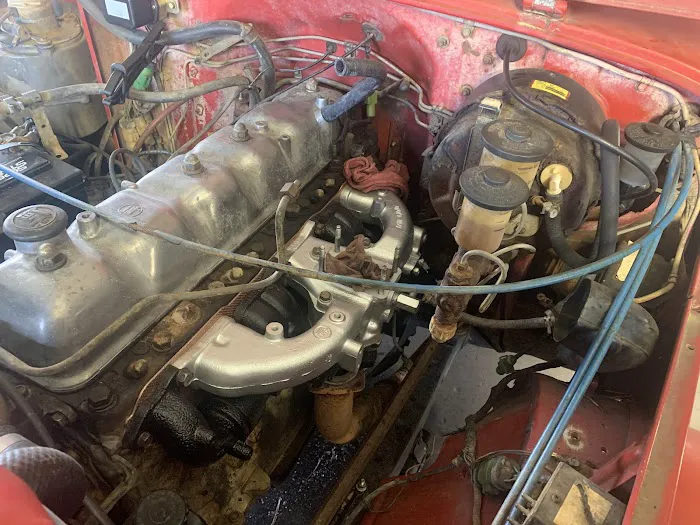 Sellers Garage Picture 5