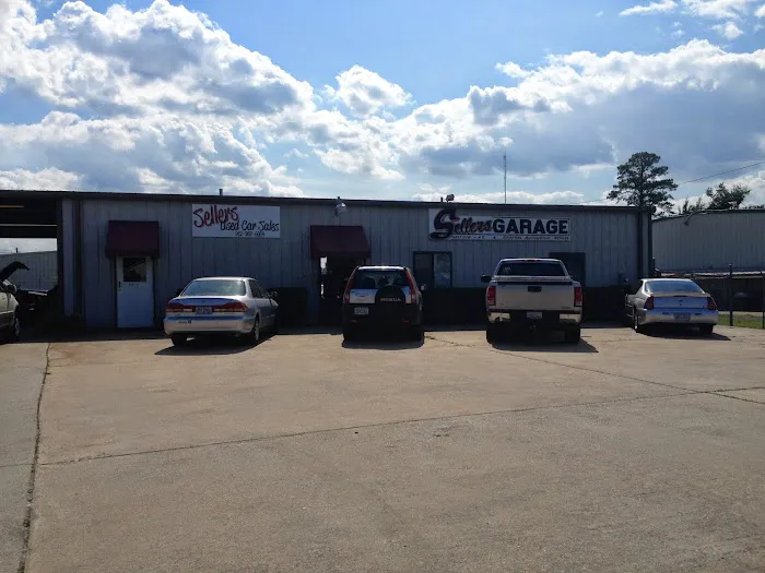 Sellers Garage Picture 8