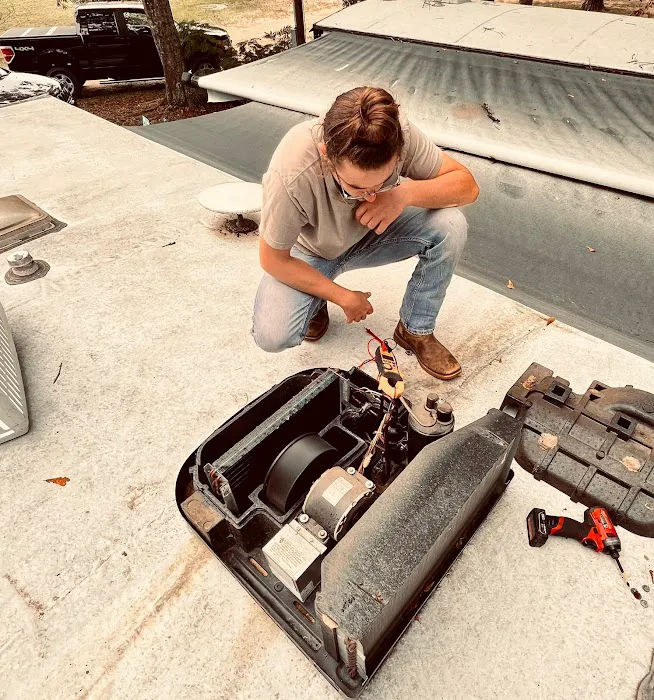 JT's Mobile RV Repairs Picture 4