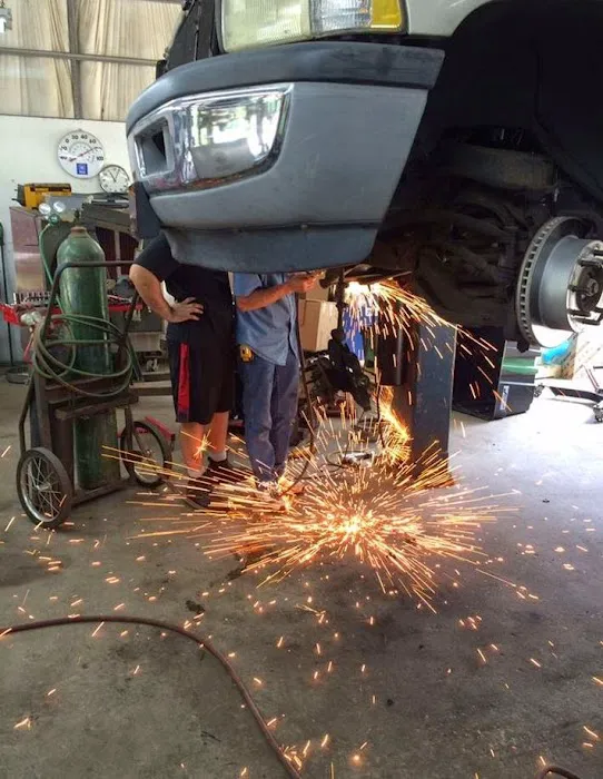 Mack's Auto-Tech, Inc. Picture 6