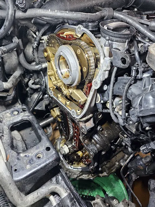 Platinum Auto Care & Repair Picture 6