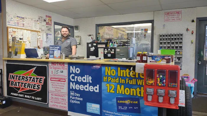 Moore and Moore Tires Picture 4