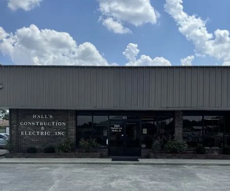 Hall's Construction & Elec Inc