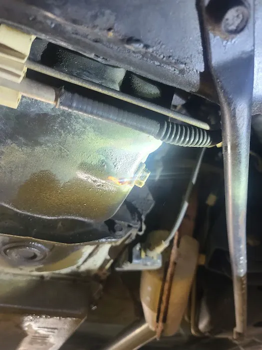 Grease Monkey Picture 4