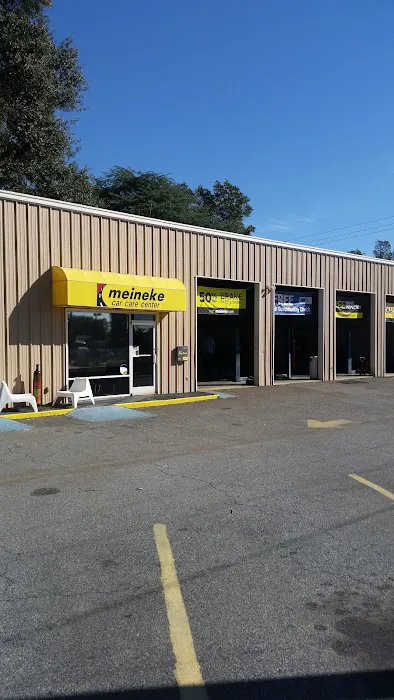 Meineke Car Care Center Picture 5