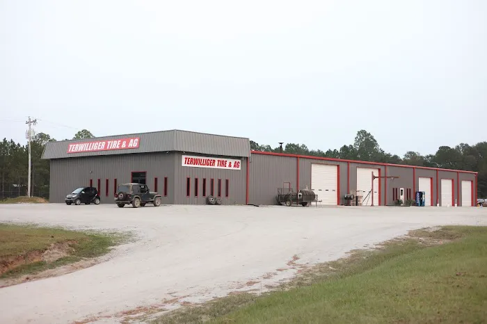 Terwilliger Tire & AG Picture 8