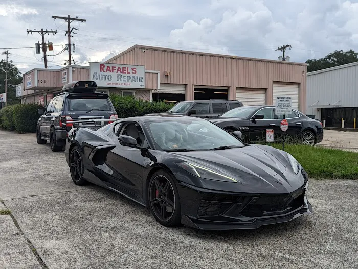 Rafael's Auto Repair Picture 9