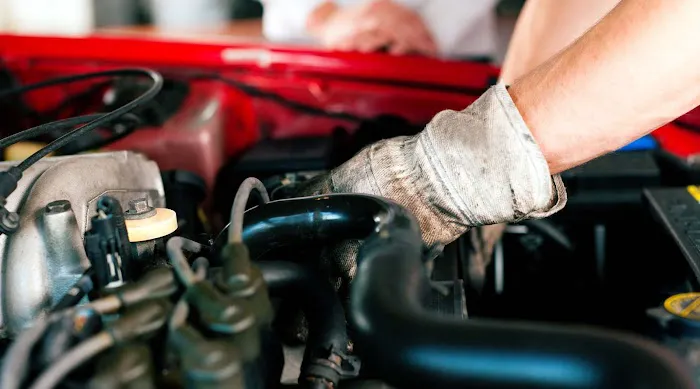 Two Nuts and a Bolt Garage Picture 3