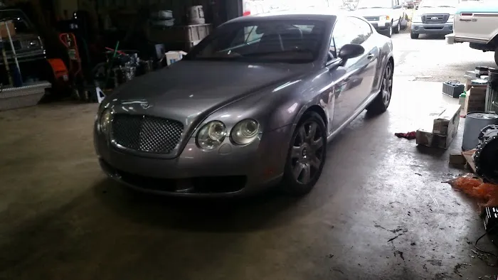 Two Nuts and a Bolt Garage Picture 6